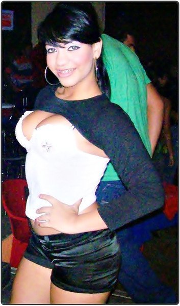 Date this pretty Colombia girl Luna from Bogota CO7509