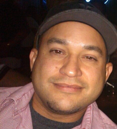 Date this happy United States man Gangstachef954 from Hollywood US10859