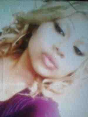 Date this georgeous United States girl Mia2010 from Vallejo US10929