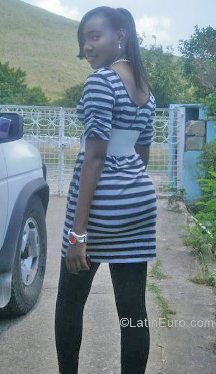 Date this pretty Jamaica girl Tiffyan from Kingston JM314