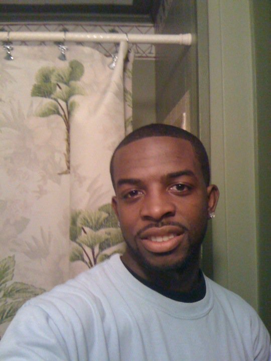 Date this cute United States man LONZO from VILLE PLATTE US10980