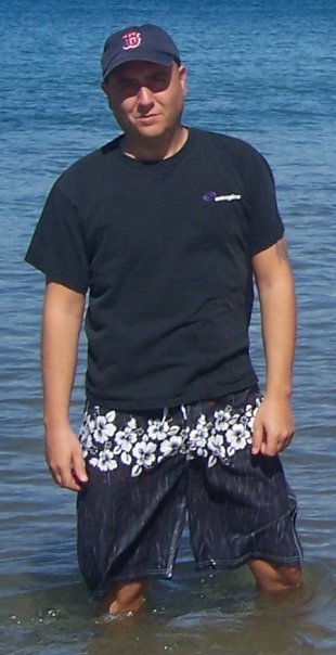 Date this stunning United States man Muzikman from Northampton US11037