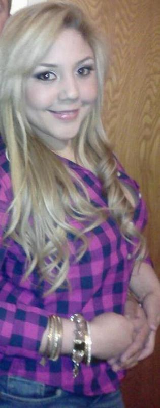 Date this foxy United States girl Richyelle from San Francisco US11054