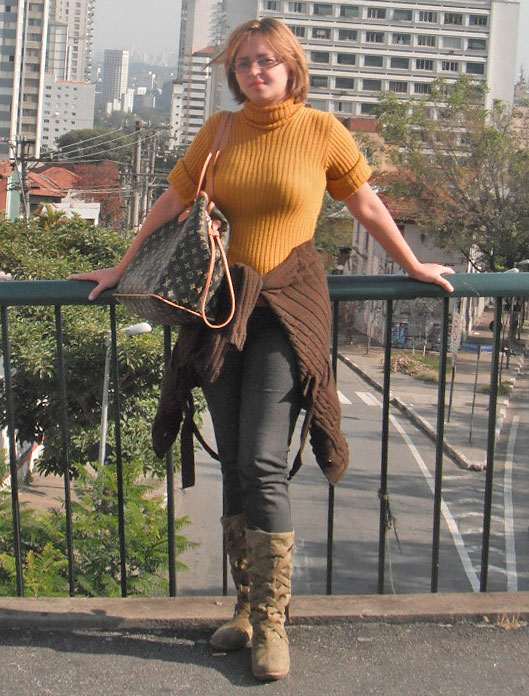 Date this happy Brazil girl Isaura from Manaus BR5936