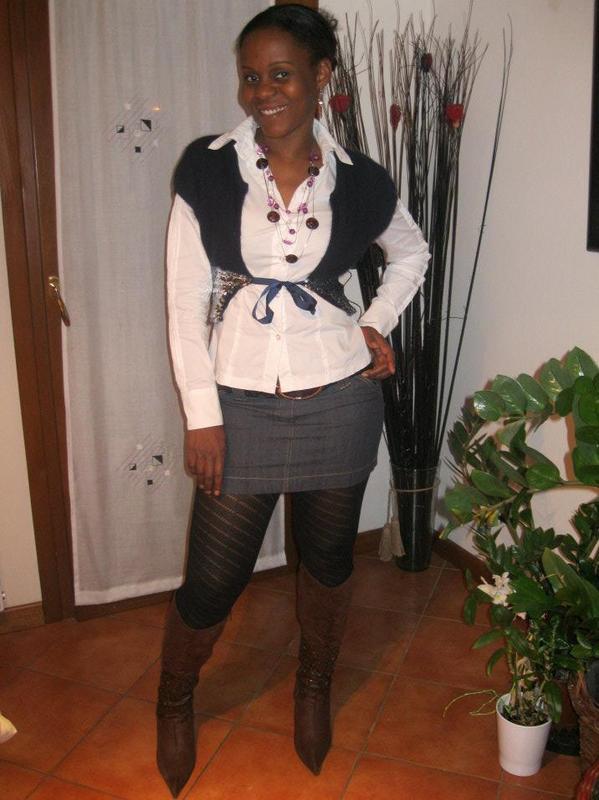 Date this tall Italy girl Laurita from Pordenone CO7645