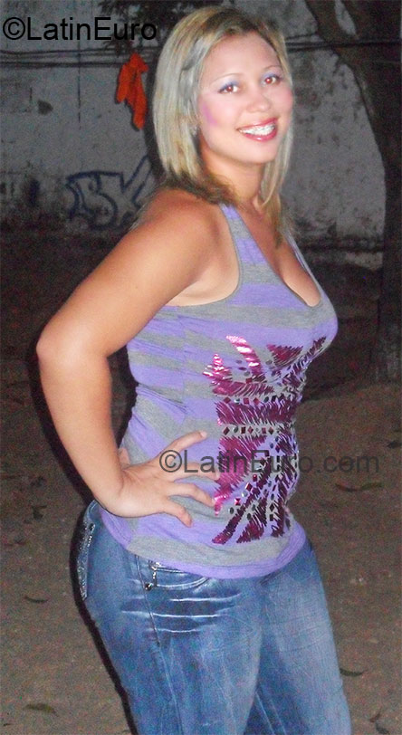 Date this tall Colombia girl Thaliana from Barranquilla CO7647