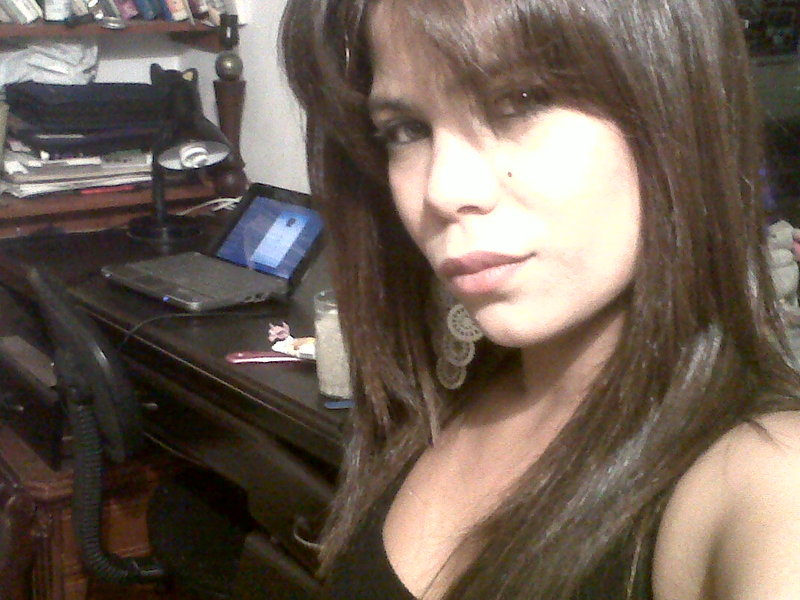 Date this funny Colombia girl Lina rico from Bogota CO7726