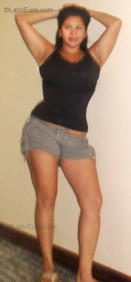 Date this good-looking Costa Rica girl Jessica from San Jose CR77