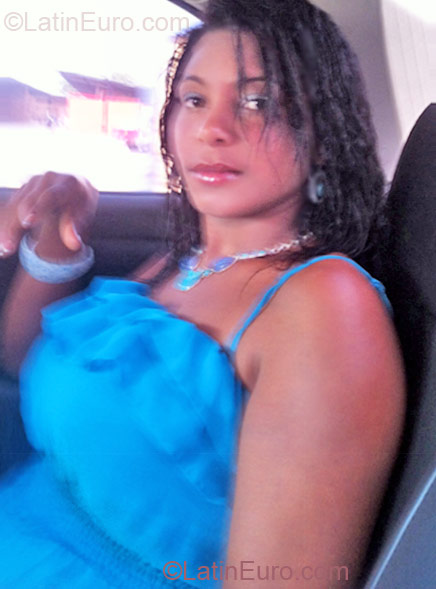 Date this pretty Dominican Republic girl Ana from Santiago DO24553