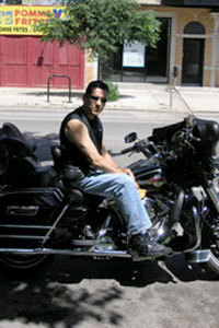 Date this happy United States man Conrad from Chicago US11253