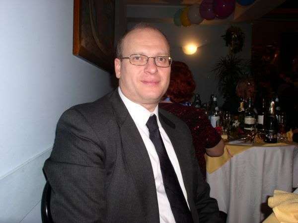 Date this lovely United States man Roger from Vallejo US11258