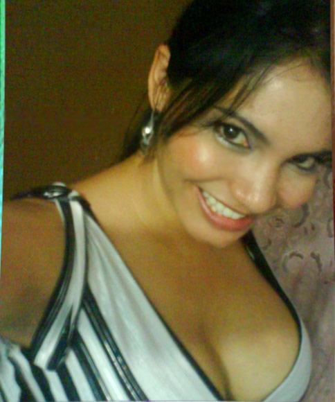 Date this pretty Colombia girl Monika from Cali CO7906