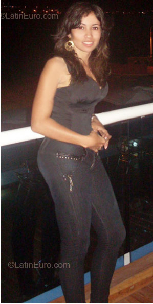 Date this happy Colombia girl Karodoc from Cartagena CO7926