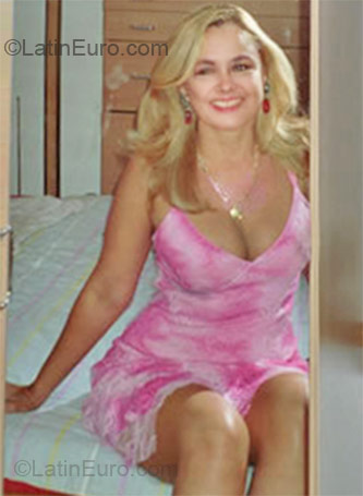 Date this hot Colombia girl Martha from Cartagena CO7967
