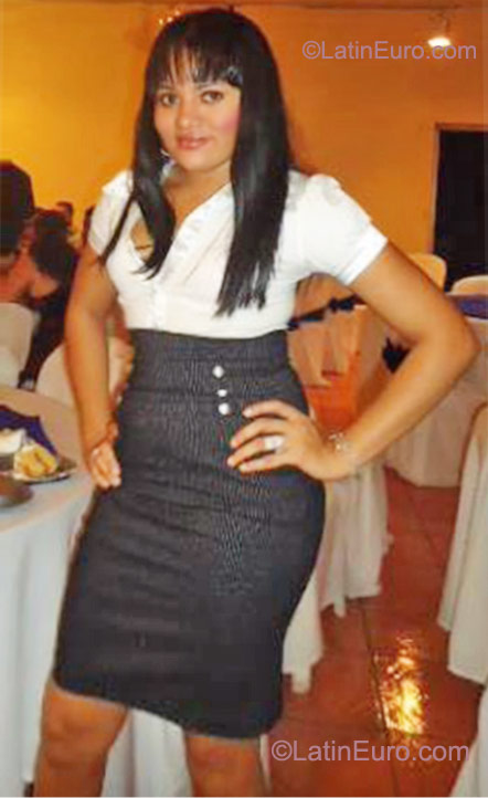 Date this hot Nicaragua girl Tatiana from Managua NI42