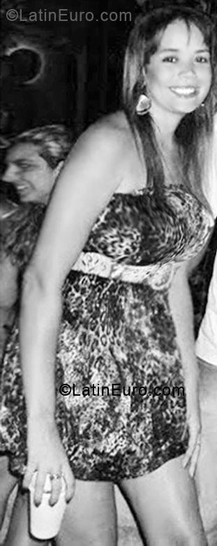 Date this passionate Brazil girl Daniela from Cuiaba BR6092