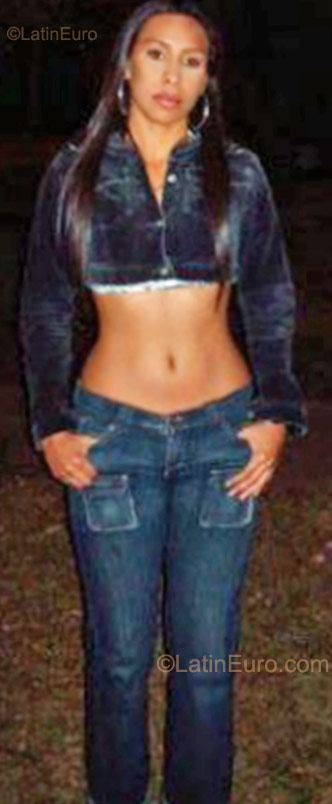 Date this cute Colombia girl Dicat from Popayan CO8110