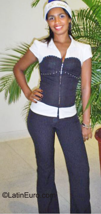 Date this delightful Colombia girl Grace from Barranquilla CO8150