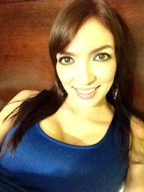 Date this funny Panama girl Nahomy Elisa from Panama PA166