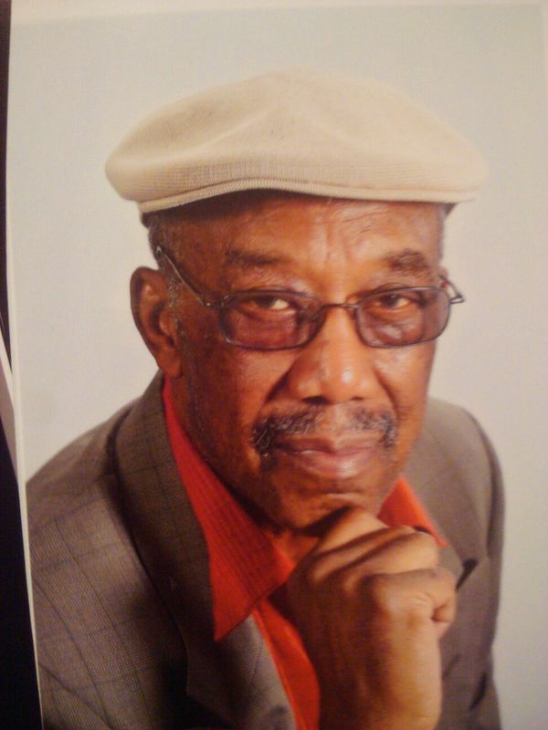 Date this exotic United States man Clarencegary from Fredericksburg US11546