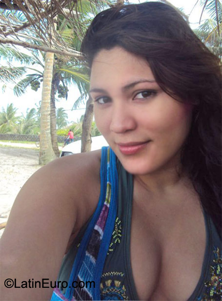 Date this stunning Honduras girl Elian from San Pedro Sula HN450