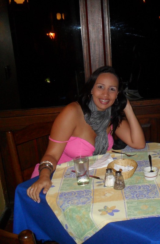 Date this delightful Colombia girl Rouxie121 from Cartagena CO8282