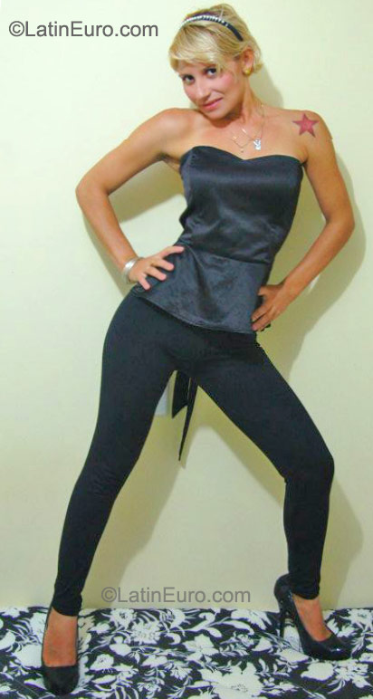 Date this charming Brazil girl Lilian from Belem BR6105