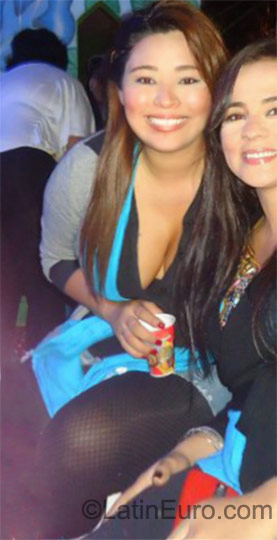 Date this happy Colombia girl Linda from Medellin CO8330