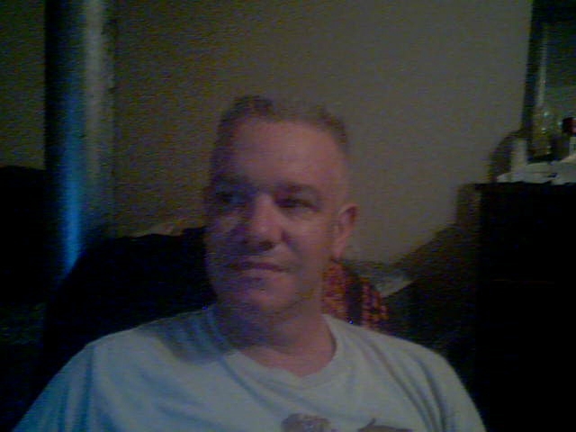 Date this hard body United States man Usaamor from Salem US11657