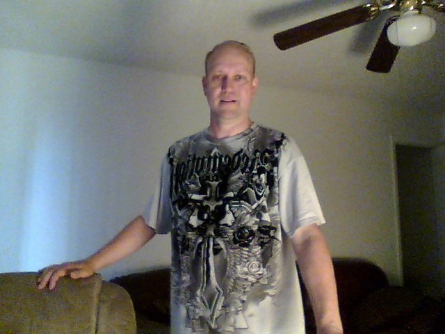 Date this sensual United States man Lynn from San Antonio US11660