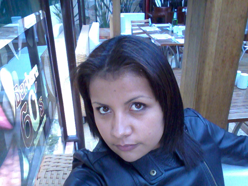 Date this foxy Colombia girl Yolanda from Bogota CO8403