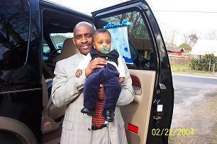 Date this charming United States man Carlos from Marietta US11673