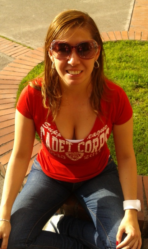 Date this delightful Colombia girl Roci from Colombia CO8430