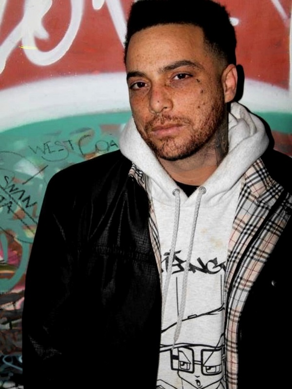 Date this sensual United States man Kiser from Oakland US11696