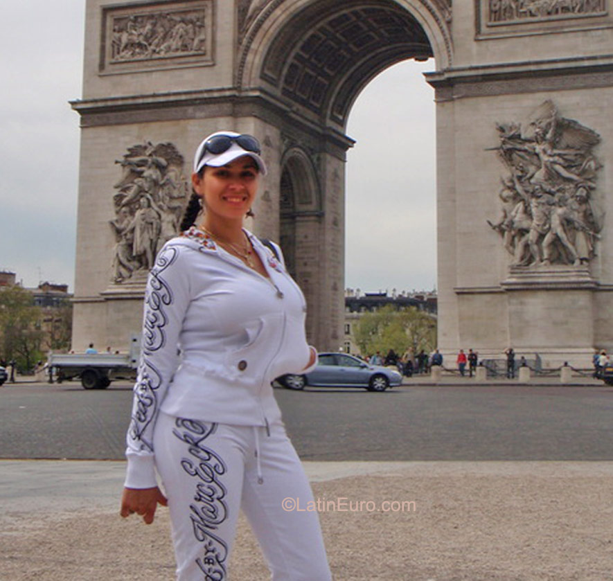 Date this happy Mexico girl MARGO from Mexico MX500