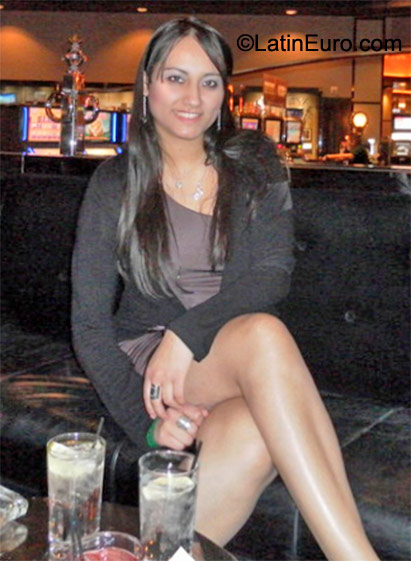 Date this exotic Chad girl Giovanna from Pereira CO8567