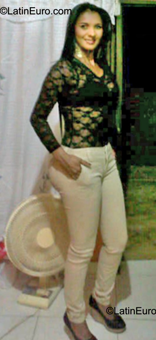 Date this voluptuous Colombia girl Maribel from Popayan CO8629