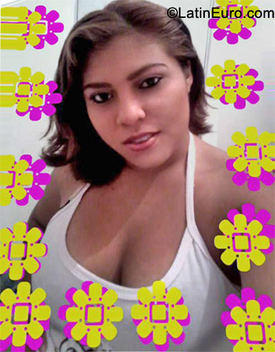 Date this exotic Mexico girl Wendy from Cancun MX530