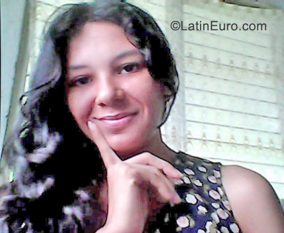 Date this funny Panama girl Zuzu from Panama City PA199