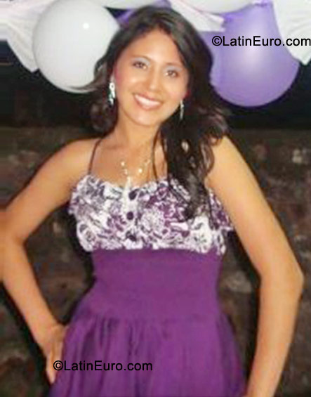 Date this delightful Colombia girl Marcela from Neiva CO8722