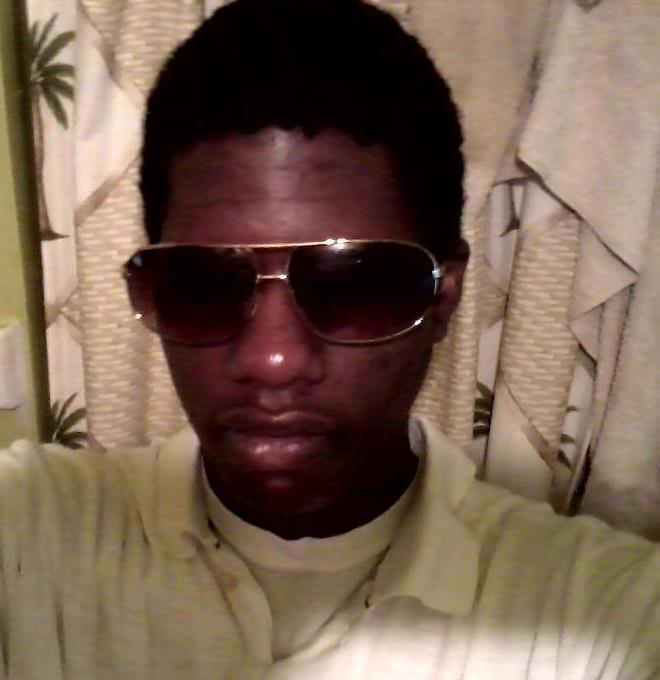 Date this charming Dominican Republic man VJezzy from Meridian DO9949