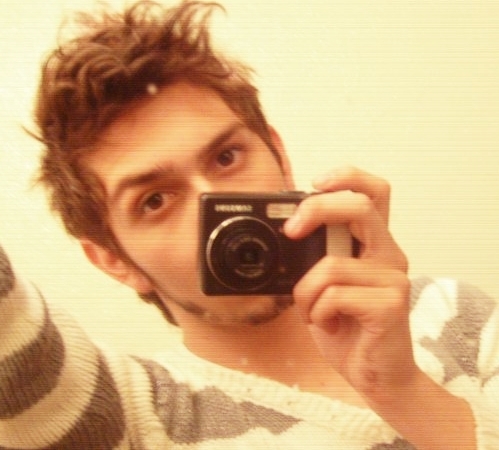 Date this happy Colombia man SamuelGrosso from Bogota CO8874