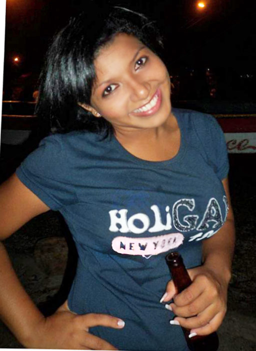 Date this tall Colombia girl Skarle from Cartagena CO8922