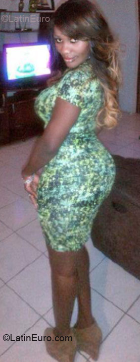 Date this exotic Jamaica girl Marsha from Kingston JM403