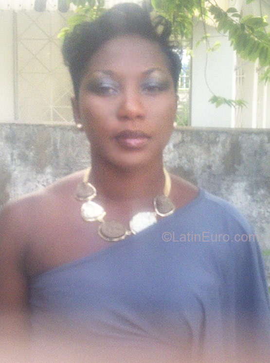 Date this hot Jamaica girl Tamar from Kingston JM404