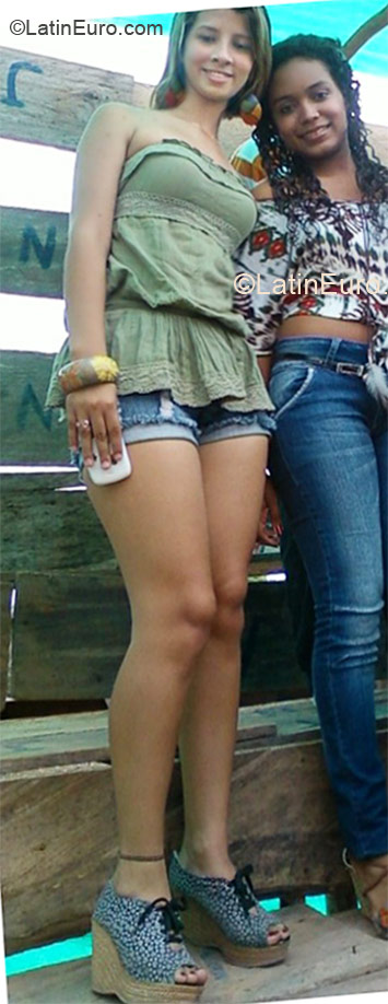 Date this pretty Colombia girl Kassandra from Barranquilla CO9040