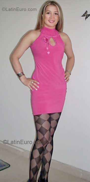 Date this passionate Colombia girl Alba Lucia from Bogota CO17947