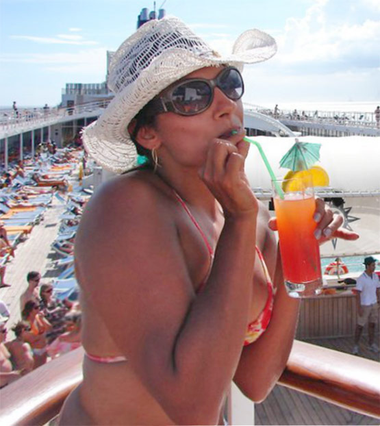 Date this stunning Brazil girl Melissa from Sao Paulo BR9380