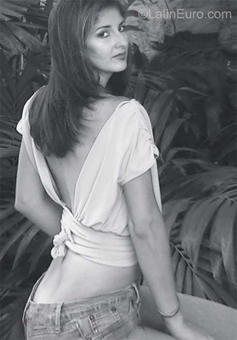 Date this exotic Colombia girl Alexandra from Medellin CO9132