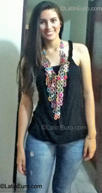 Date this fun Colombia girl Angie from Barranquilla CO9170